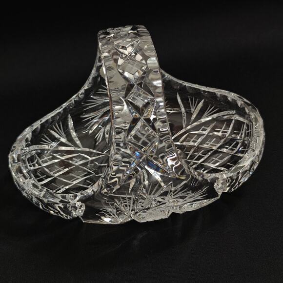 Vintage Bohemia Hand Cut 24% Lead Crystal Basket Candy Dish Czechoslovakia 6" - Picture 1 of 10